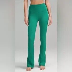 Green Flared Leggings